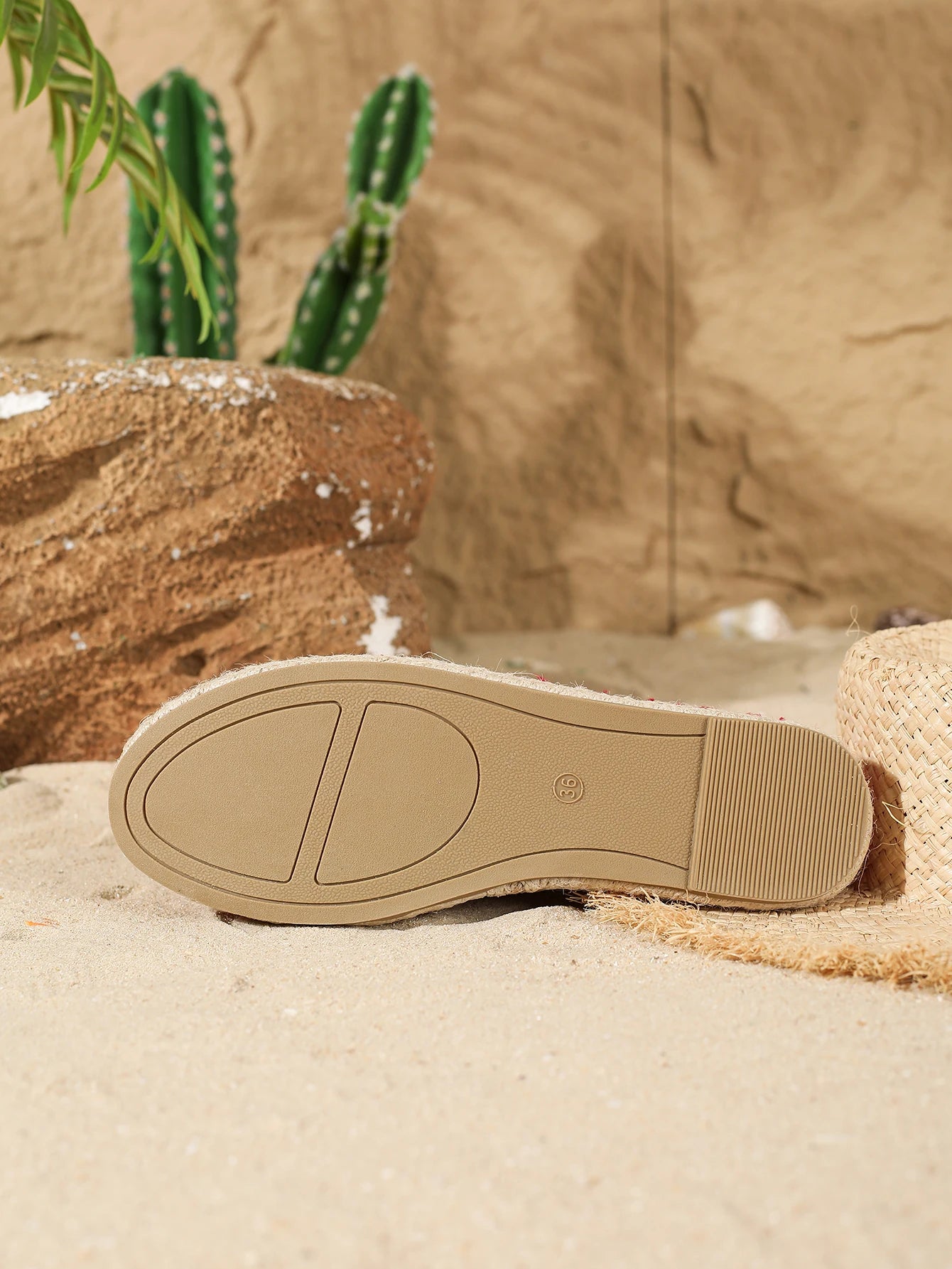 Women's Round-Toe Classic Flat Cap-Toe Slip ons Simple Espadrilles Leather Loafers
