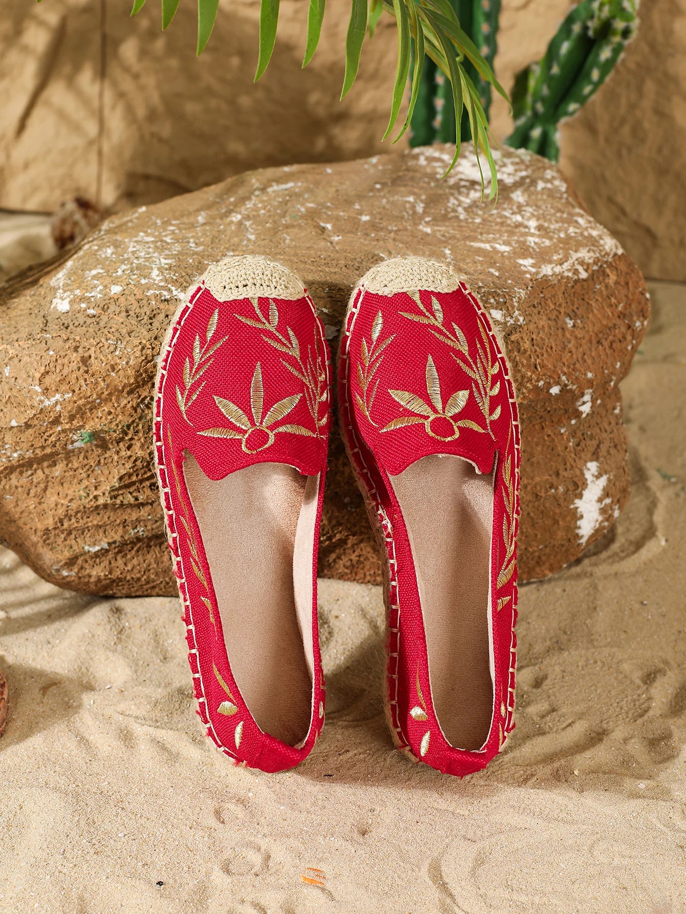 Women's Round-Toe Classic Flat Cap-Toe Slip ons Simple Espadrilles Leather Loafers